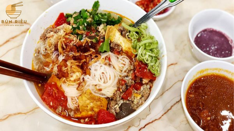 Cách nấu bún riêu cua miền tây